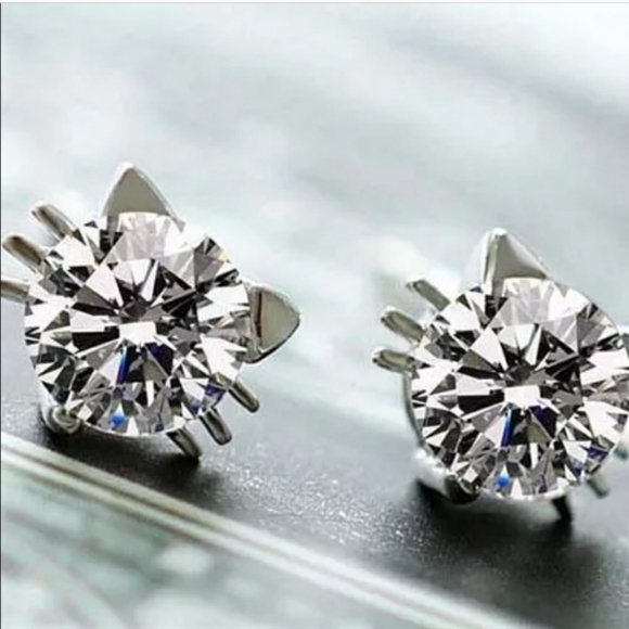 NWOT Sterling Cubic Zircona Cat Studs - Picture 2 of 8